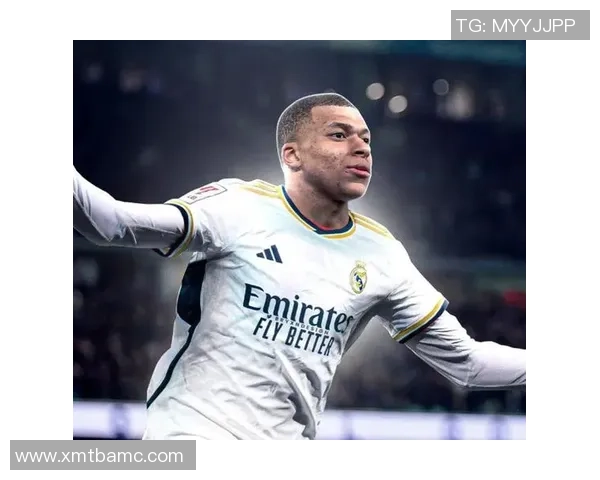 现役足球左边锋实力排行榜前十名球员盘点及分析