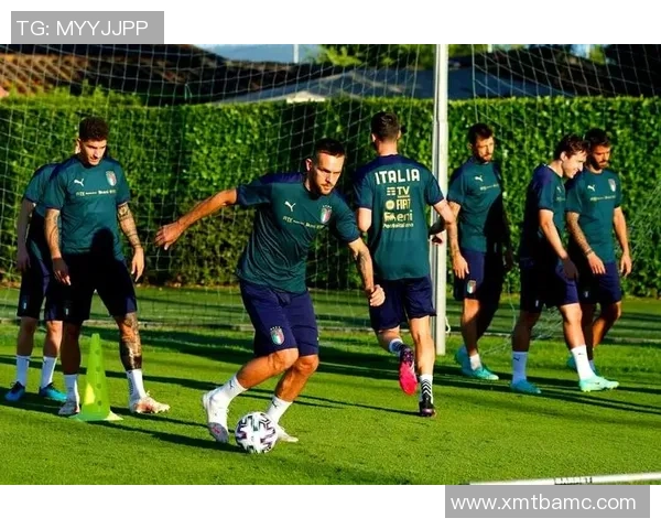 足球巨星风采尽显 球场上的精彩瞬间定格为经典之作