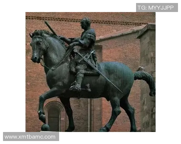 足球球星雕像摆件收藏装饰艺术品彰显运动精神与荣耀风采